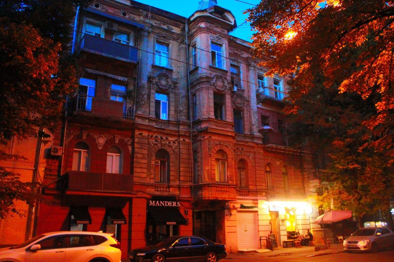 Студія З Балконом В Кварталі Від Дерибасівської Світло 24 На 7 Odessa Zewnętrze zdjęcie